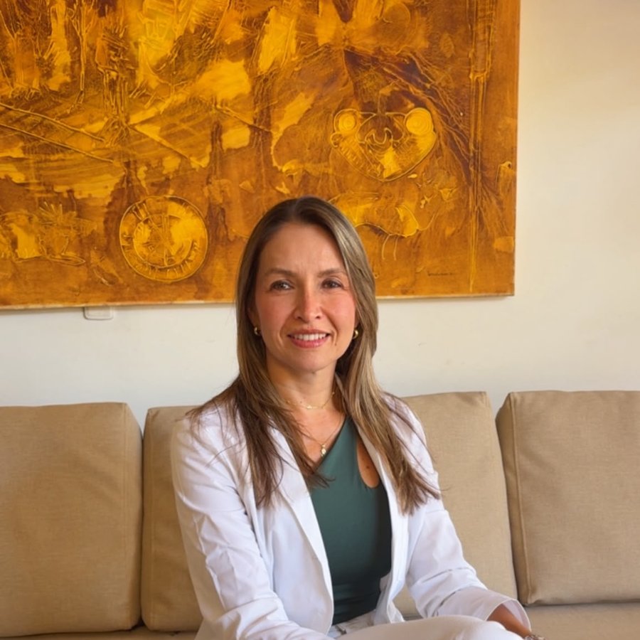 Dra. Paula Arce